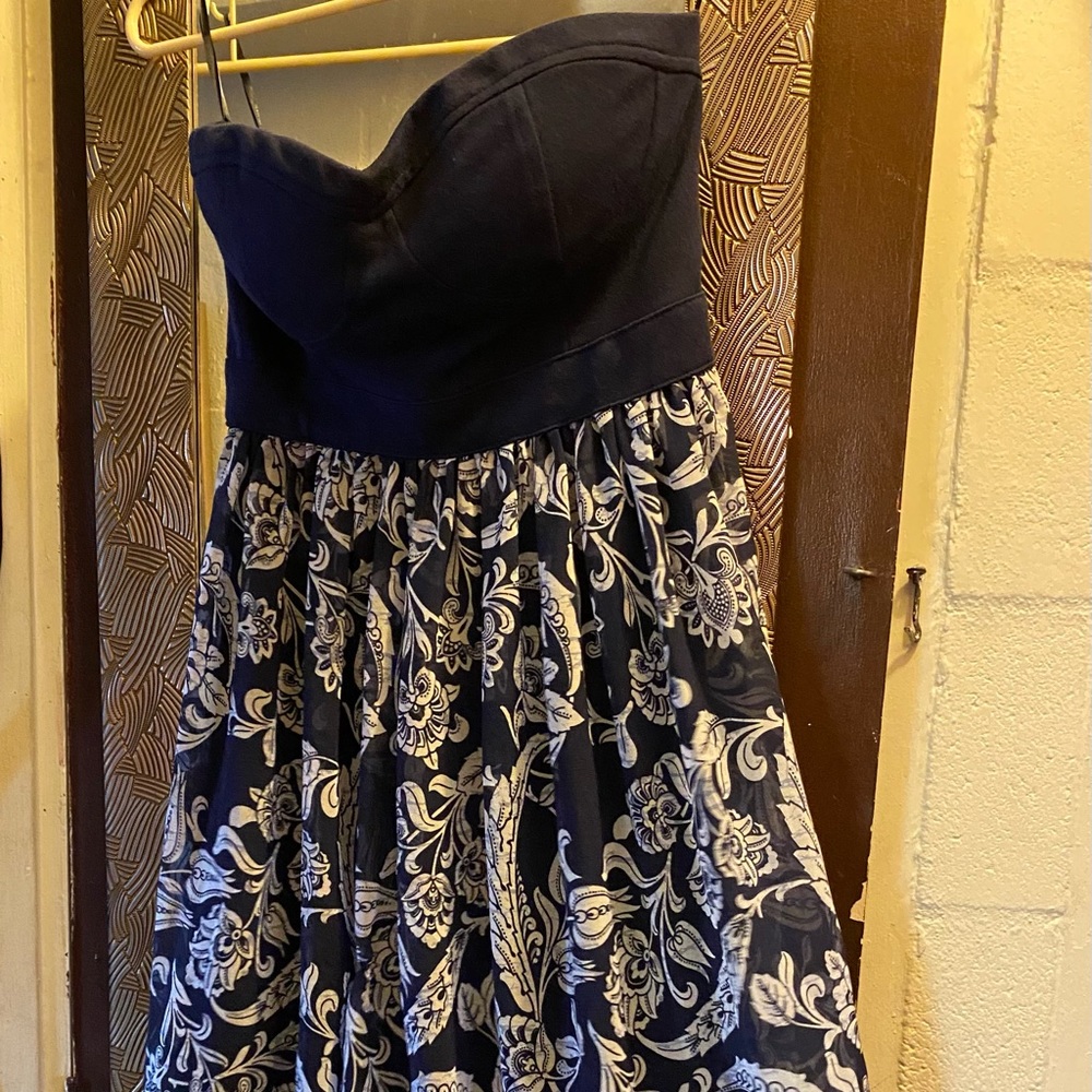 Forever 21 strapless dress